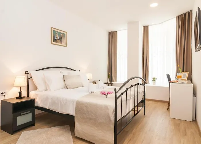 Via Domus Pensjonat Split